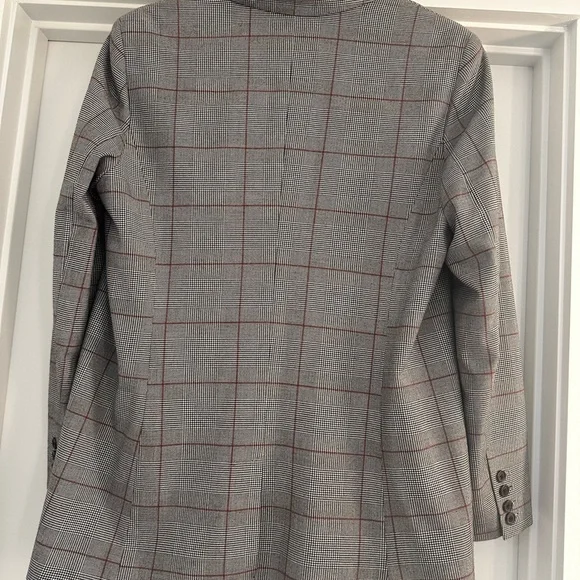 Gray, Black, White and Red Checkered Houndstooth Blazer, Size L - Picture 4 of 5